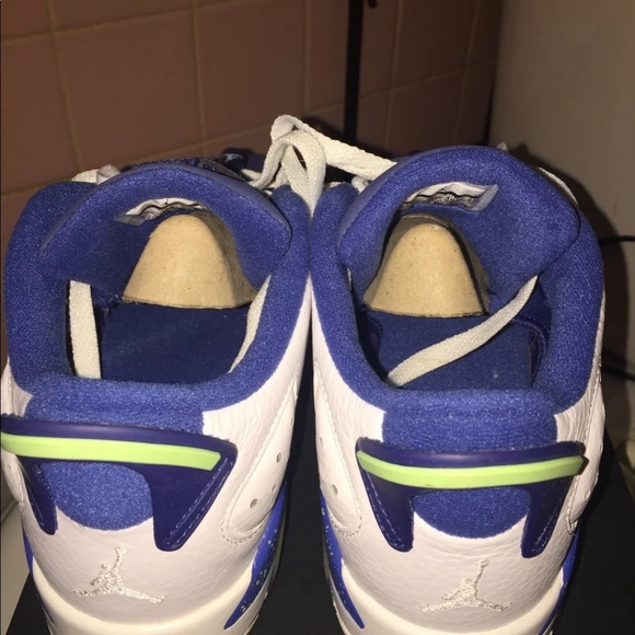 Jordan 6s - Picture 3 of 3